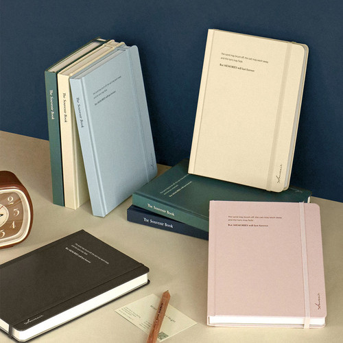 Iconic Souvenir B6 Lined Notebook With Band