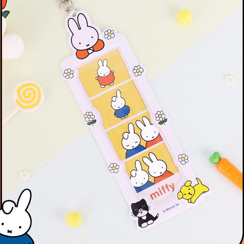 Miffy Four Cut Photo Holder With Keyring