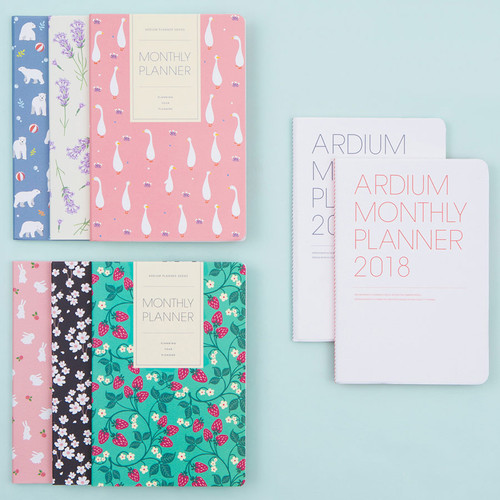 2018 Pattern dated monthly planner scheduler