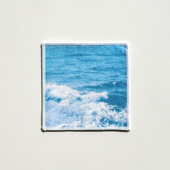 Meri Film Refreshing Ocean Waves Fabric Drink Coaster