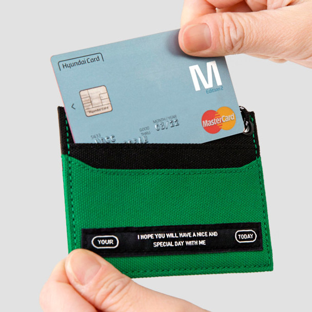 Example of use - BNTP Today flat card pocket case holder