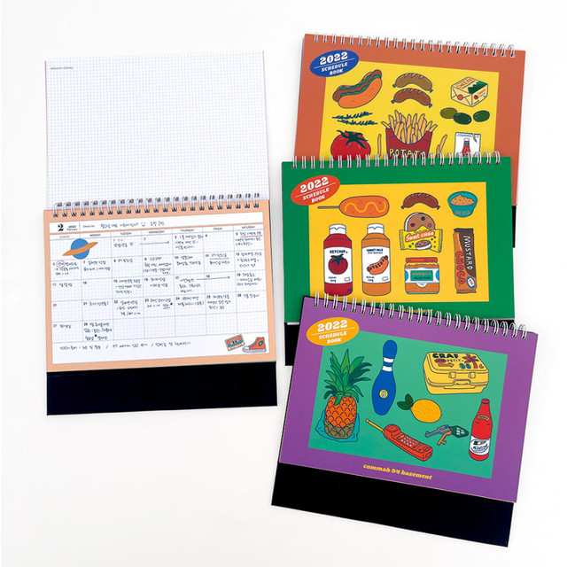 Design Comma-B 2022 Standing A5 Dated Monthly Desk Planner Design Comma-B 2022 Standing A5 Dated Monthly Desk Planner