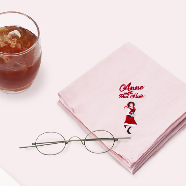 Usage example - Bookfriends Anne with Red Hair cotton handkerchief hankie