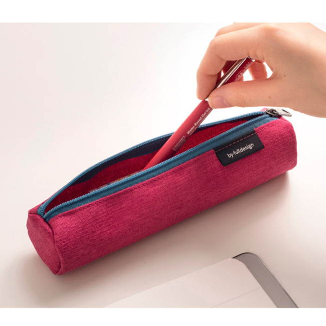 Usage example - Byfulldesign Tiny but Big tube zipper pencil case 