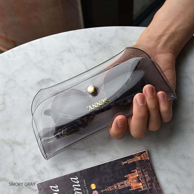 Smoky Gray - Play obje Sunny neon clear PVC glasses pouch