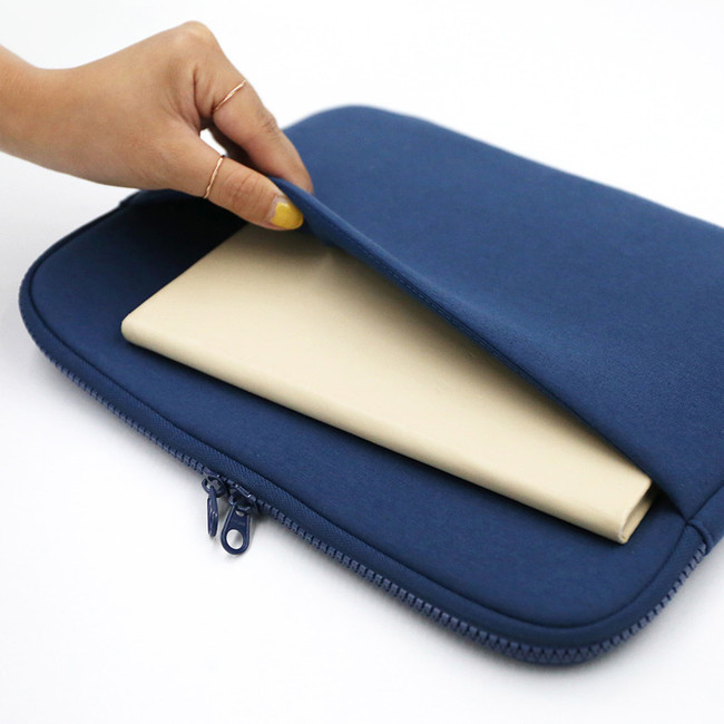 Back pocket - Donat Donat friends iPad tablet PC 11 inches sleeve case