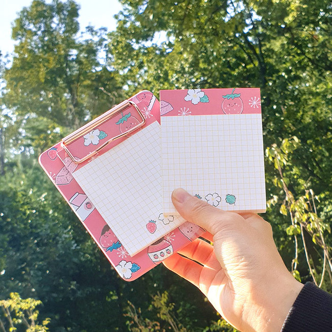 N.IVY Strawberry clipboard holder with sticky notepad