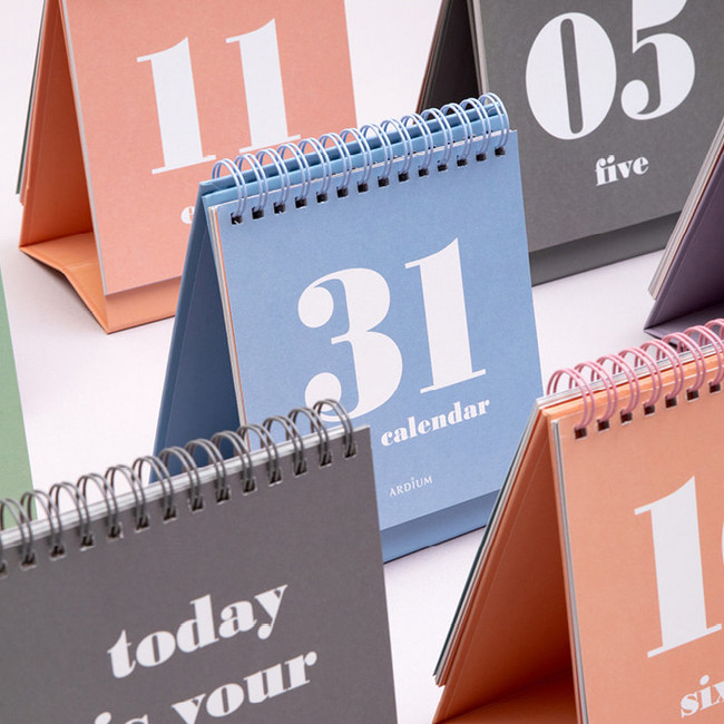 Ardium 31 days dateless daily desk calendar