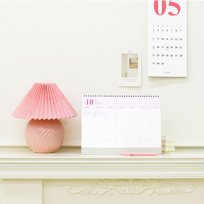 Usage example - Wanna This 2022 Classic A4 Size Dted Monthly Desk Calendar