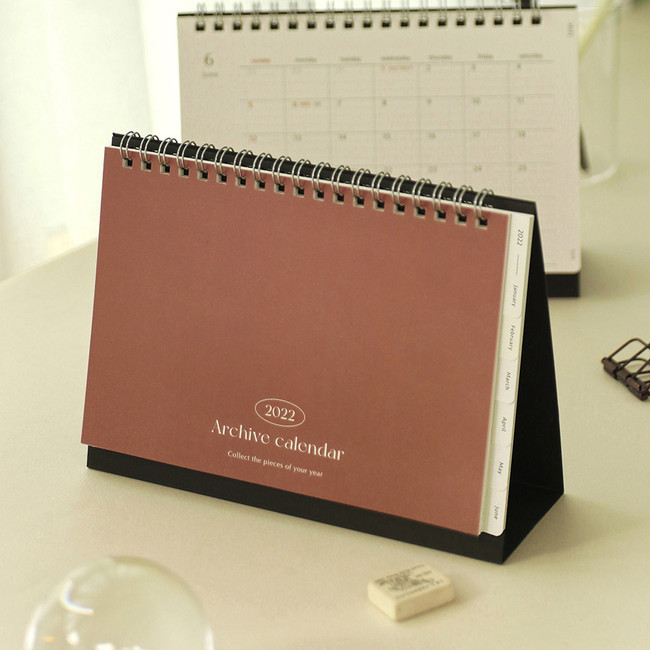 PAPERIAN 2022 Archive Dated Monthly Desk Calendar