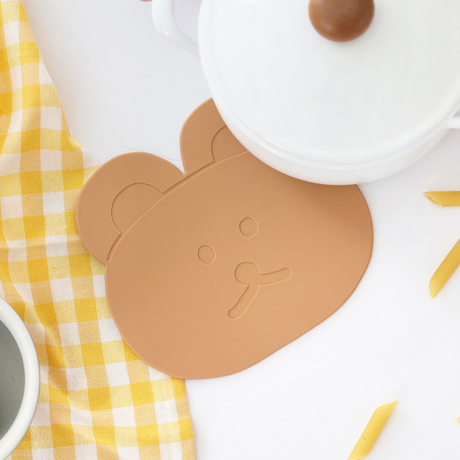 Usage example - ROMANE Cute Silicone Hot Pot Holder Trivet 