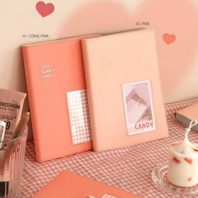 ICONIC 2023 Bubbly Dated Weekly Diary Planner