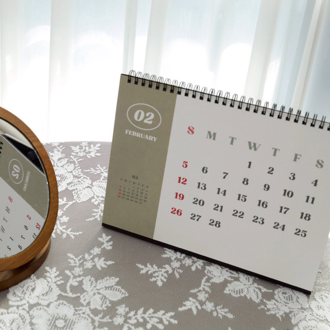 Buyme 2023 Langsam Monthly Standing Desk Calendar