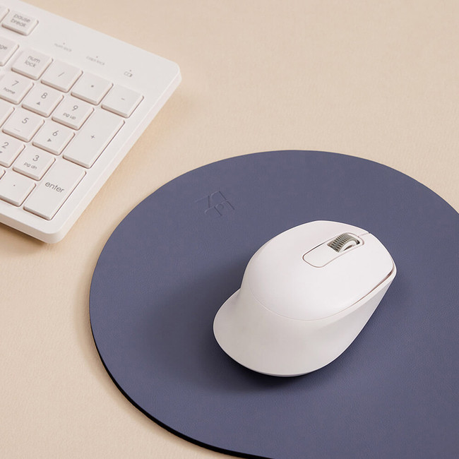 usage example of Lobda Water Drop PU Mouse Pad