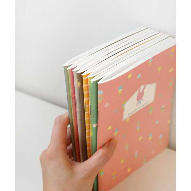Romane Hellogeeks cute illustration lined notebook set of 8