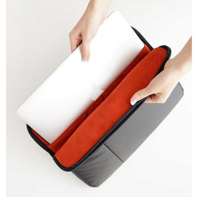 Invite.L Manteau moelleux smart laptop pouch case