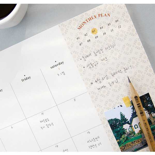 Iconic Pattern monthly planner memopad desk pad