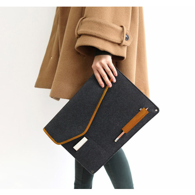 Charcoal - The Basic felt laptop pouch case 15 inch ver.3
