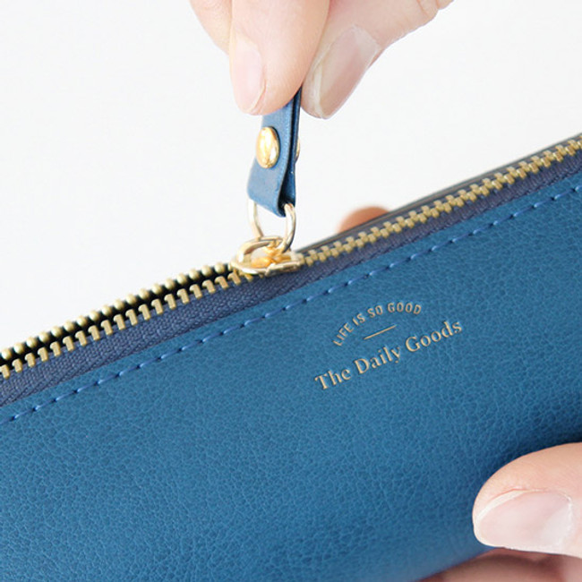 Detail of The daily goods zipper pencil case