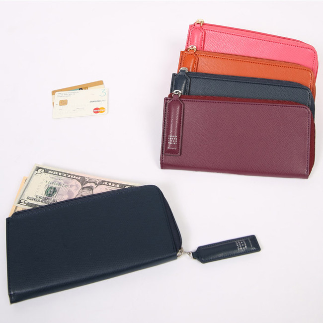 Classy half zip around long wallet