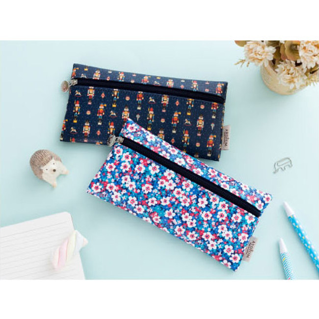 Pattern simple zipper pencil case