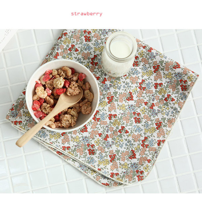 Strawberry - Pattern heimish cotton handkerchief hankie