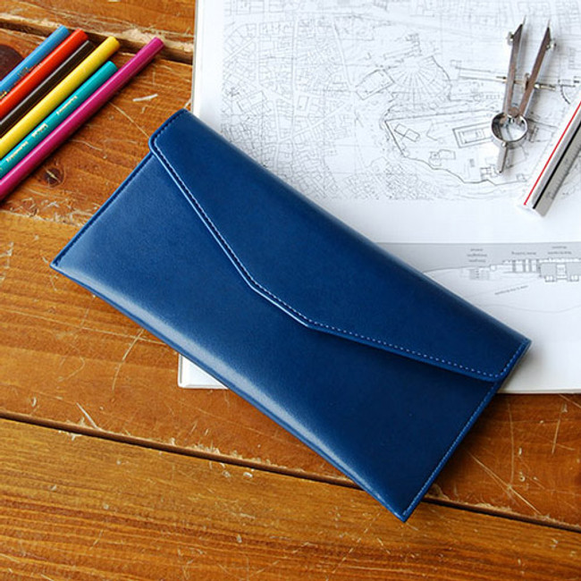 Navy blue - Episode passion in my pencil wallet