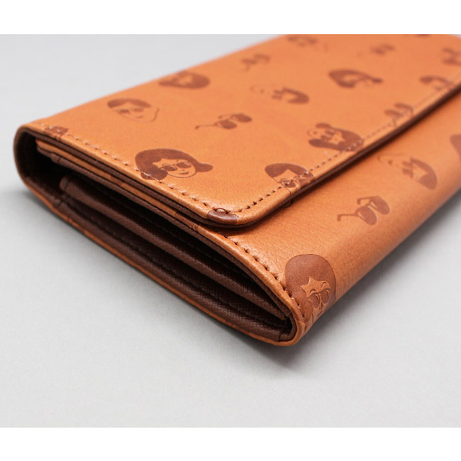 Detail of tabom classic long wallet