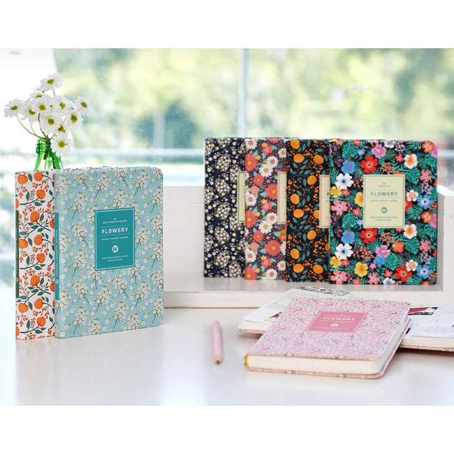 2016 Premium flower weekly undated small journal 