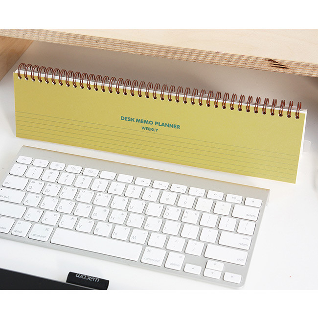 Yellow - Desk wirebound undated weekly planner