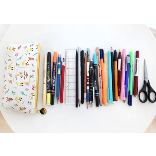 Willow story pattern big zipper pencil case