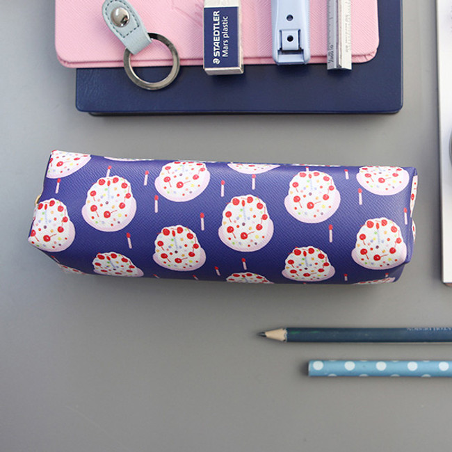 Cake - Rim cute illustration pencil pouch