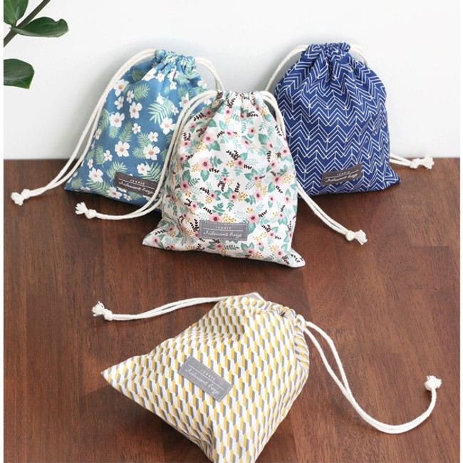 Comely cotton medium drawstring pouch