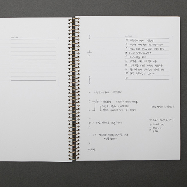 White paper - Slow and simple wirebound daily undated scheduler notebook