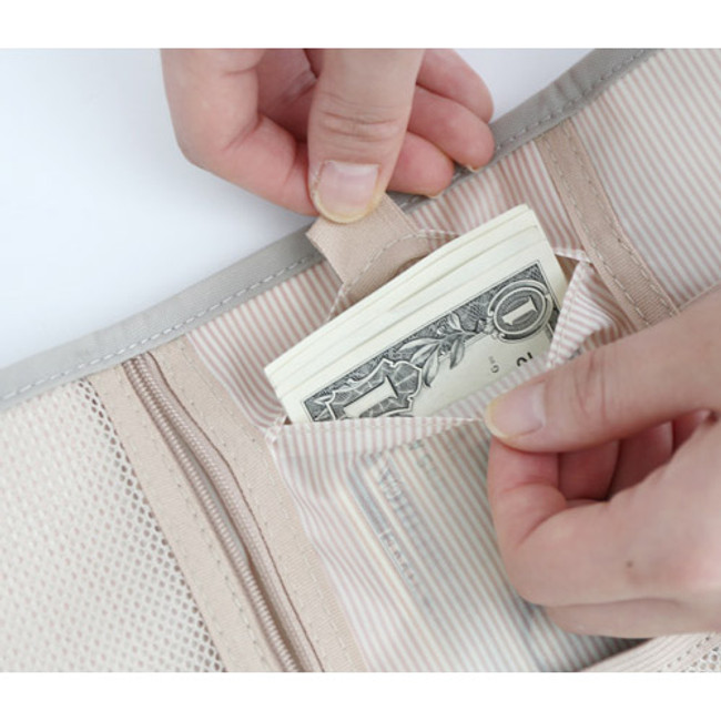 Hidden pocket - Brunch brother roll up organizer pouch