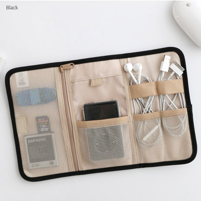 Black - Brunch brother roll up organizer pouch