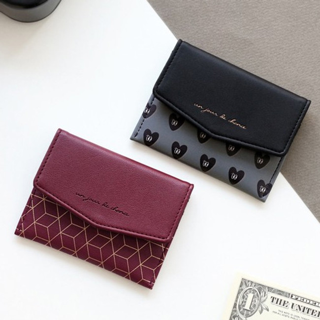 Iconic Pochette pattern card case pocket wallet 