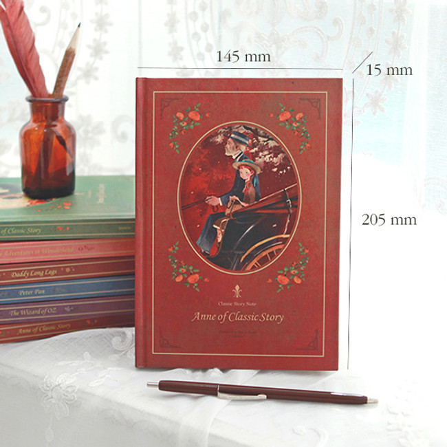 Size of Classic stroy hard cover lined and plain notebook 