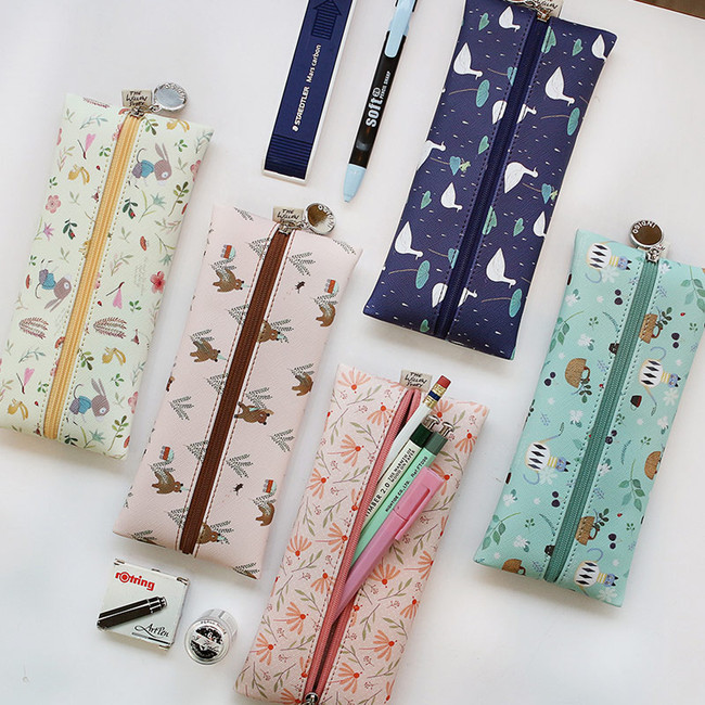 Willow illustration pattern zipper pencil case 