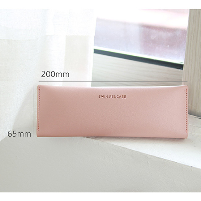 Size of Multi purpose twin pocket pencil case