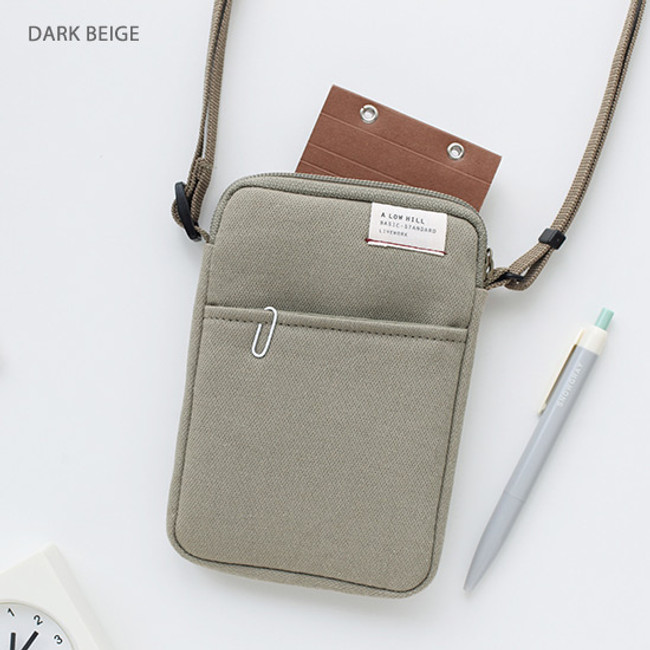 Dark beige - A low hill basic standard pocket crossbody bag