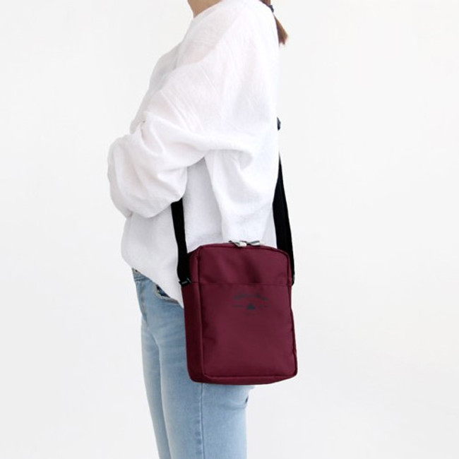 Burgundy - Voyager double zippered crossbody bag