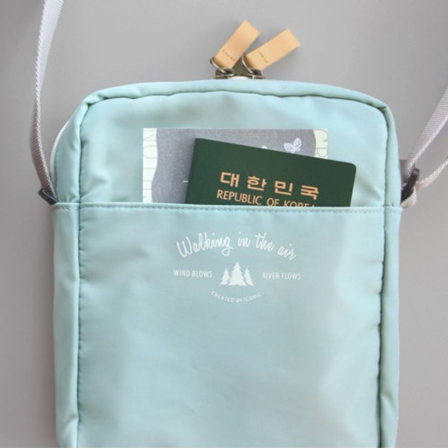 Mint - Voyager double zippered crossbody bag