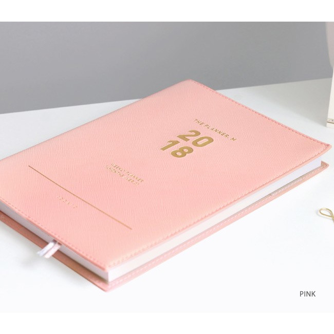 Pink - 2018 The Medium dated weekly planner