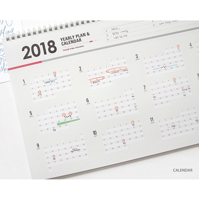 Yearly plan - 2018 Worldwide desk spiral dated monthly planner