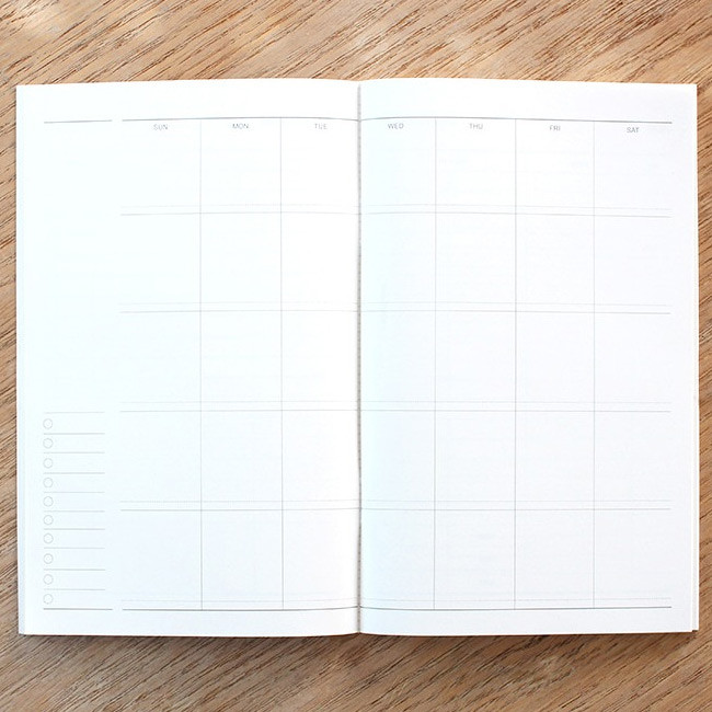 Monthly plan - Poche mois undated monthly planner