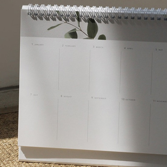 Yearly plan - 2019 Slow life wirebound desk calendar