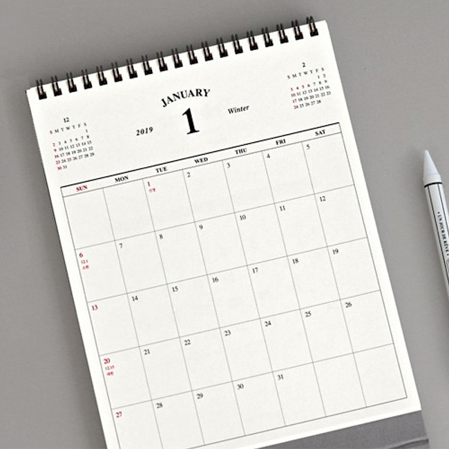 2019 Simple desk scheduler calendar