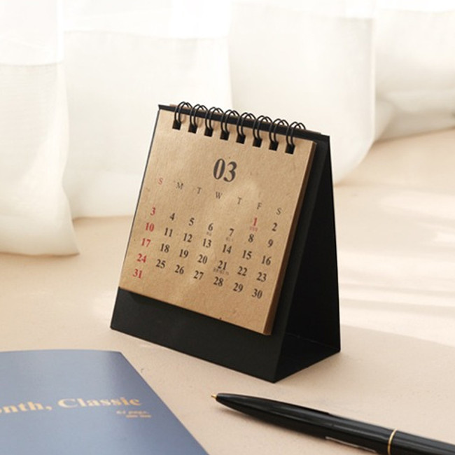 Kraft - 2019 Classic small spiral bound desk flip calendar