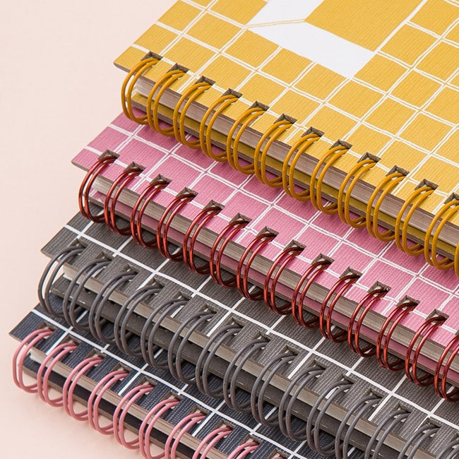 Wire-bound - Ardium 2019 Grid spiral bound dated daily planner